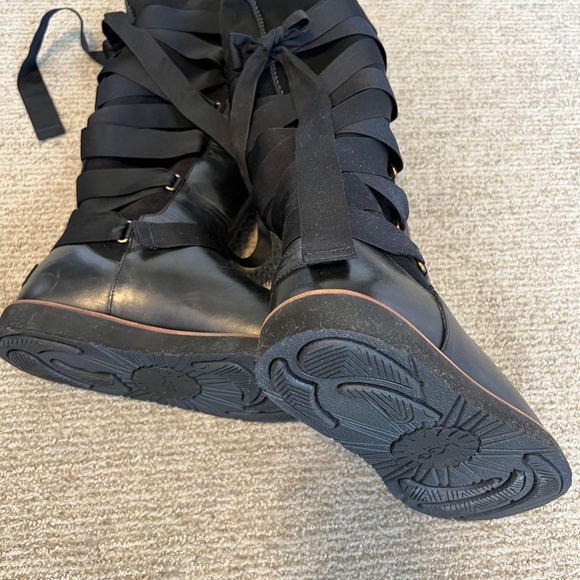 UGG Tall Laced Back Boots Size 8 - Picture 5 of 8
